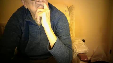 whitebriefs009 online show from December 2025 04:27:01 PM