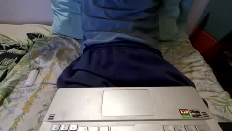 Snapshot of whitecummmmm chatting on February 2026 12:07:01 AM Mmmm online show from February 2026 12:07:01 AM