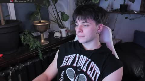 Snapshot of whiteegrimm chatting on January 2025 05:20:01 PM Gus online show from January 2025 05:20:01 PM