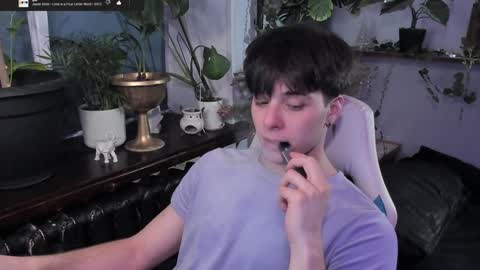 Snapshot of whiteegrimm chatting on January 2025 07:51:01 PM Gus online show from January 2025 07:51:01 PM