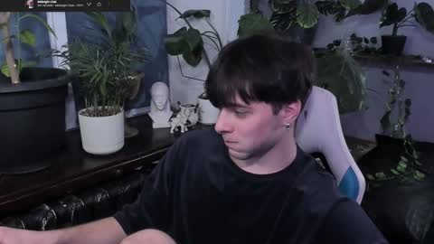 Snapshot of whiteegrimm chatting on February 2025 06:15:02 PM Gus online show from February 2025 06:15:02 PM