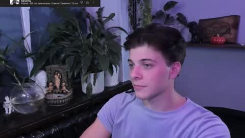 Snapshot of whiteegrimm chatting on October 2025 05:22:02 PM Gus online show from October 2025 05:22:02 PM