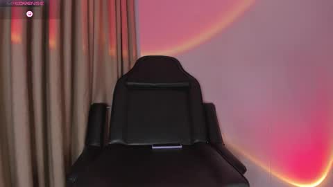 Kitty online show from February 2025 02:15:01 AM