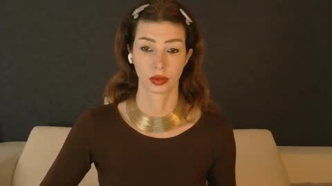 White Queen online show from September 2025 11:37:02 AM