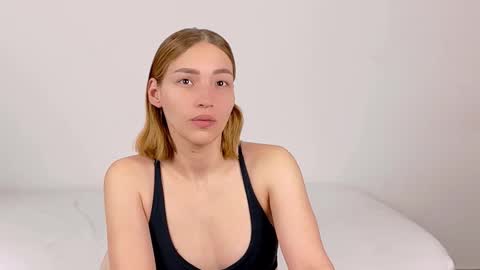 WhiteSun online show from March 2026 12:49:01 PM