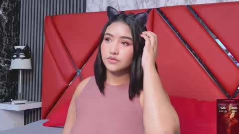 Whitney  online show from March 2026 05:08:02 AM