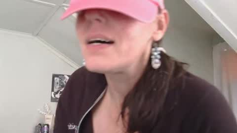 Miss Dior online show from December 2025 04:01:02 PM