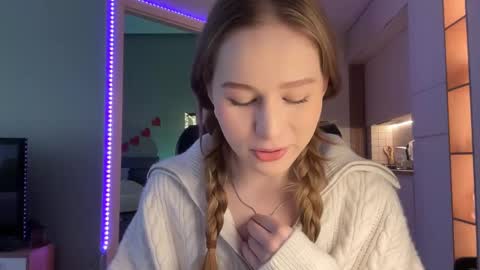 Alisa online show from December 2024 06:30:02 AM