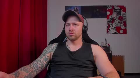 Snapshot of why_you_so_serious chatting on May 2026 05:43:01 PM VI online show from May 2026 05:43:01 PM