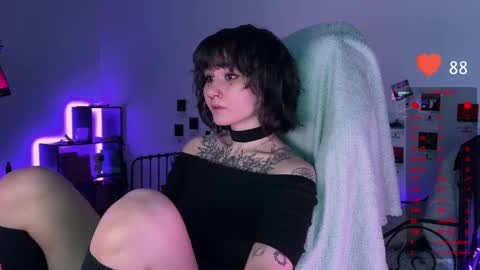 Snapshot of whysosweet chatting on February 2025 11:10:02 PM iggy iggz online show from February 2025 11:10:02 PM