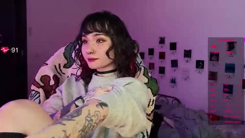 Snapshot of whysosweet chatting on September 2025 12:56:02 AM iggy iggz online show from September 2025 12:56:02 AM