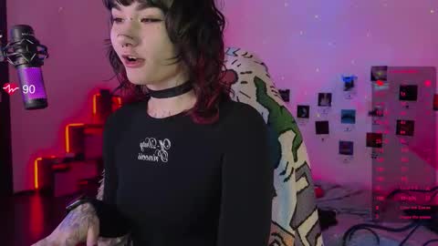 Snapshot of whysosweet chatting on October 2025 01:28:01 AM iggy iggz online show from October 2025 01:28:01 AM