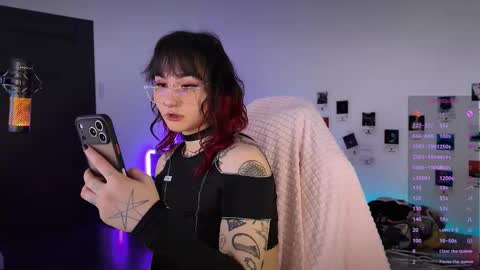 iggy iggz online show from February 2026 02:50:02 AM