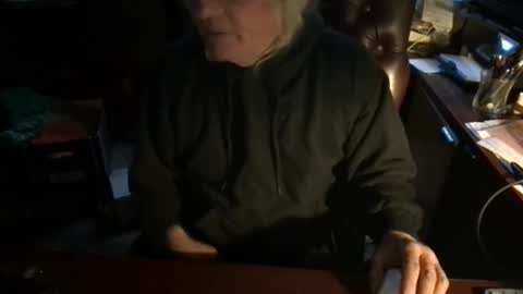 Snapshot of wickedcockstevie chatting on November 2025 09:48:01 PM stevie online show from November 2025 09:48:01 PM