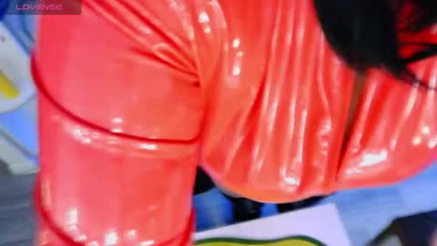 Snapshot of wickedxqueen chatting on April 2026 09:12:02 PM Laura online show from April 2026 09:12:02 PM