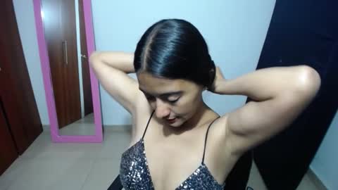 Ilauren online show from January 2025 09:22:02 AM