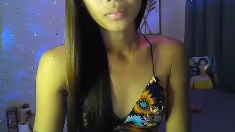 Snapshot of wild_flowerx21 chatting on January 2025 02:04:02 AM Analyn online show from January 2025 02:04:02 AM