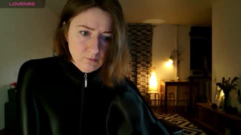 wild_peony online show from February 2026 04:13:02 PM