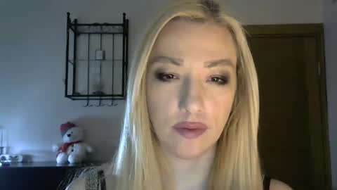 Alina online show from January 2025 08:32:02 AM