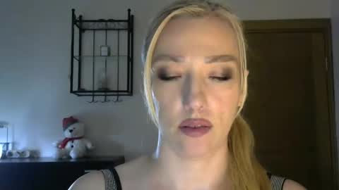 Alina online show from February 2025 02:45:02 PM