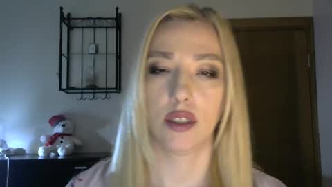 Alina online show from February 2025 11:09:02 AM