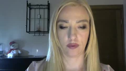 Alina online show from March 2025 02:45:02 PM