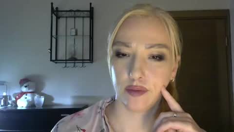 Alina online show from March 2025 02:54:01 PM