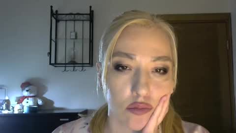 Alina online show from March 2025 11:53:02 AM