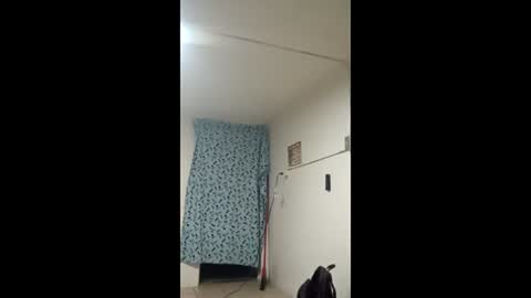 wildboy_53 online show from January 2026 08:06:01 AM