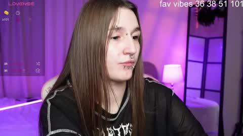 Snapshot of wilder_weinn chatting on June 2026 03:30:02 AM .. alice .. online show from June 2026 03:30:02 AM