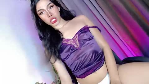 Snapshot of wildflower144 chatting on April 2026 02:22:01 PM CHALLE online show from April 2026 02:22:01 PM
