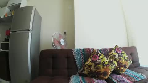 Snapshot of wildstrawberry30 chatting on March 2025 07:34:01 PM Wild Strawberry online show from March 2025 07:34:01 PM