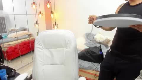 wild online show from October 2025 02:55:01 AM