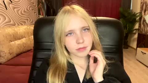 Snapshot of wilhelminafraker chatting on June 2026 08:20:01 AM Anny online show from June 2026 08:20:01 AM