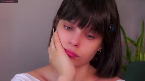 Eva online show from September 2025 01:29:02 AM