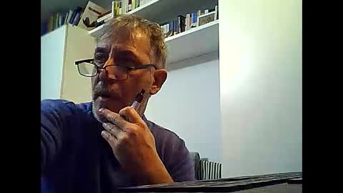 Snapshot of willfire71 chatting on December 2024 09:13:01 PM Willfire71 online show from December 2024 09:13:01 PM