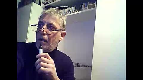 Snapshot of willfire71 chatting on January 2025 06:16:01 PM Willfire71 online show from January 2025 06:16:01 PM