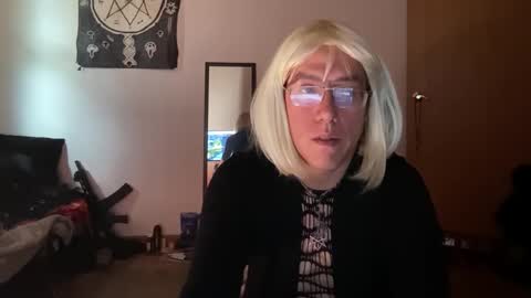 Snapshot of willlohne5 chatting on November 2025 06:30:02 PM Ville Lohner online show from November 2025 06:30:02 PM