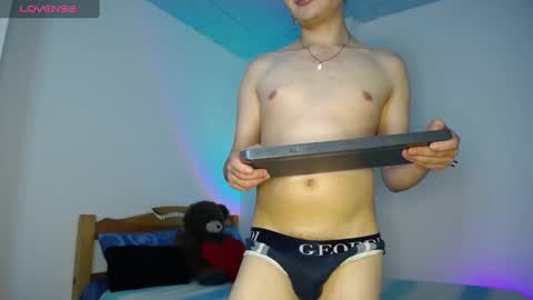 willmonkey online show from December 2024 06:57:02 AM