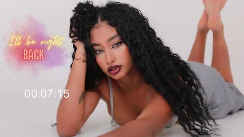 Ms Willow online show from May 2026 04:04:02 PM
