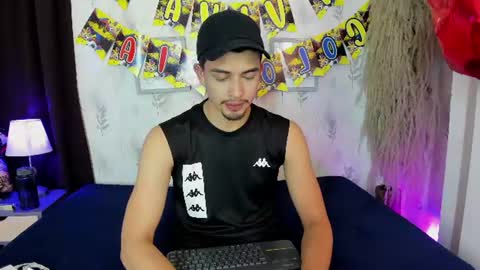 Snapshot of willy_diamond chatting on June 2026 07:27:02 PM Willy Diamond online show from June 2026 07:27:02 PM
