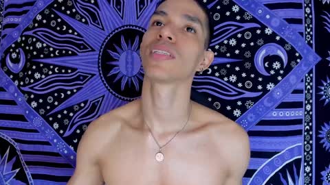 willy_veins online show from December 2024 07:29:02 AM
