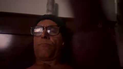 wiludoit online show from April 2026 11:24:01 PM