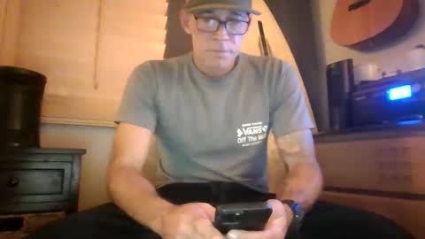 wingnutt765733 online show from January 2026 04:17:02 AM