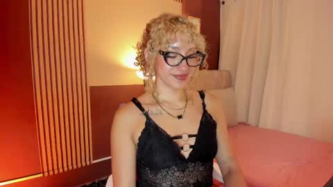 Wini Fer online show from March 2026 01:12:02 PM