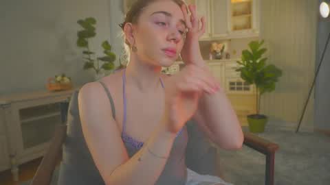 Snapshot of winnieriedesel chatting on May 2026 03:12:02 AM Lillian online show from May 2026 03:12:02 AM