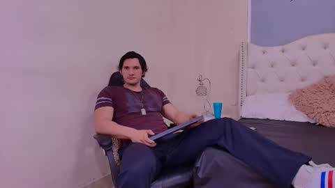 Wiston online show from March 2026 01:14:01 PM