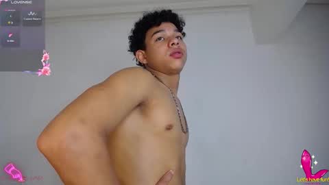 SEXY VALEN online show from September 2025 02:33:01 AM