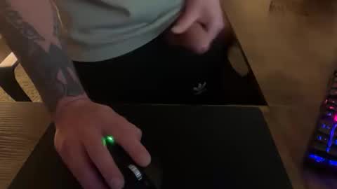 wiwik1987 online show from February 2026 02:34:02 AM