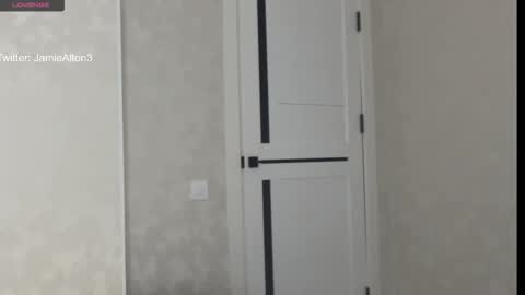 Wlademar online show from November 2025 05:33:01 AM